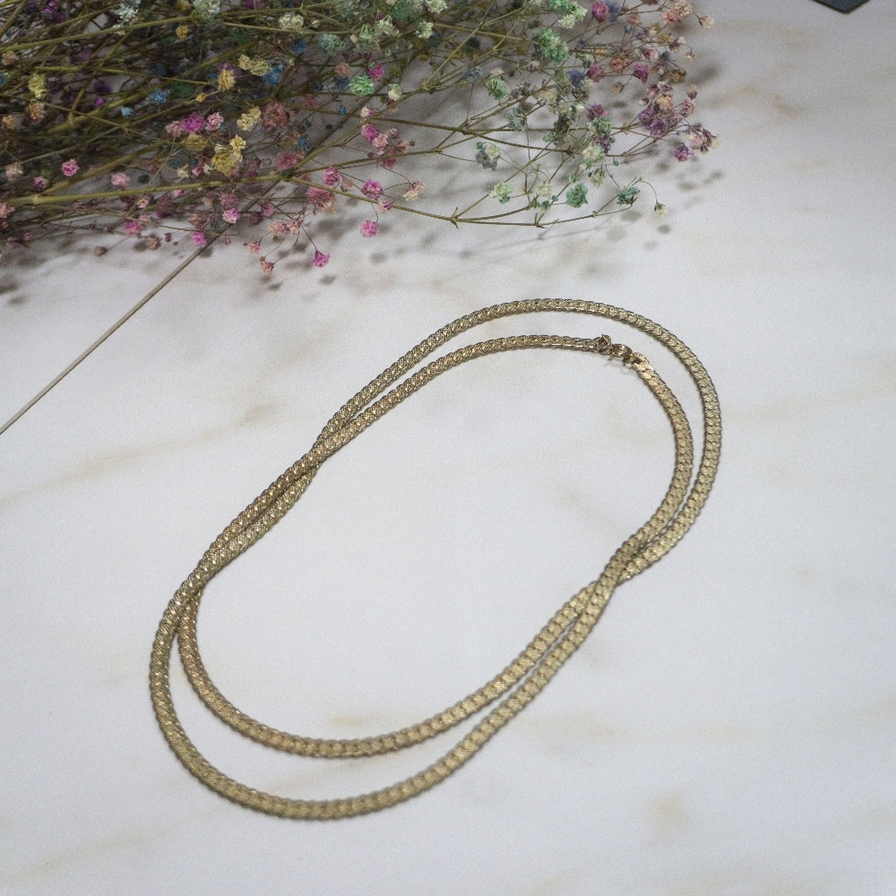 Gold vintage chain